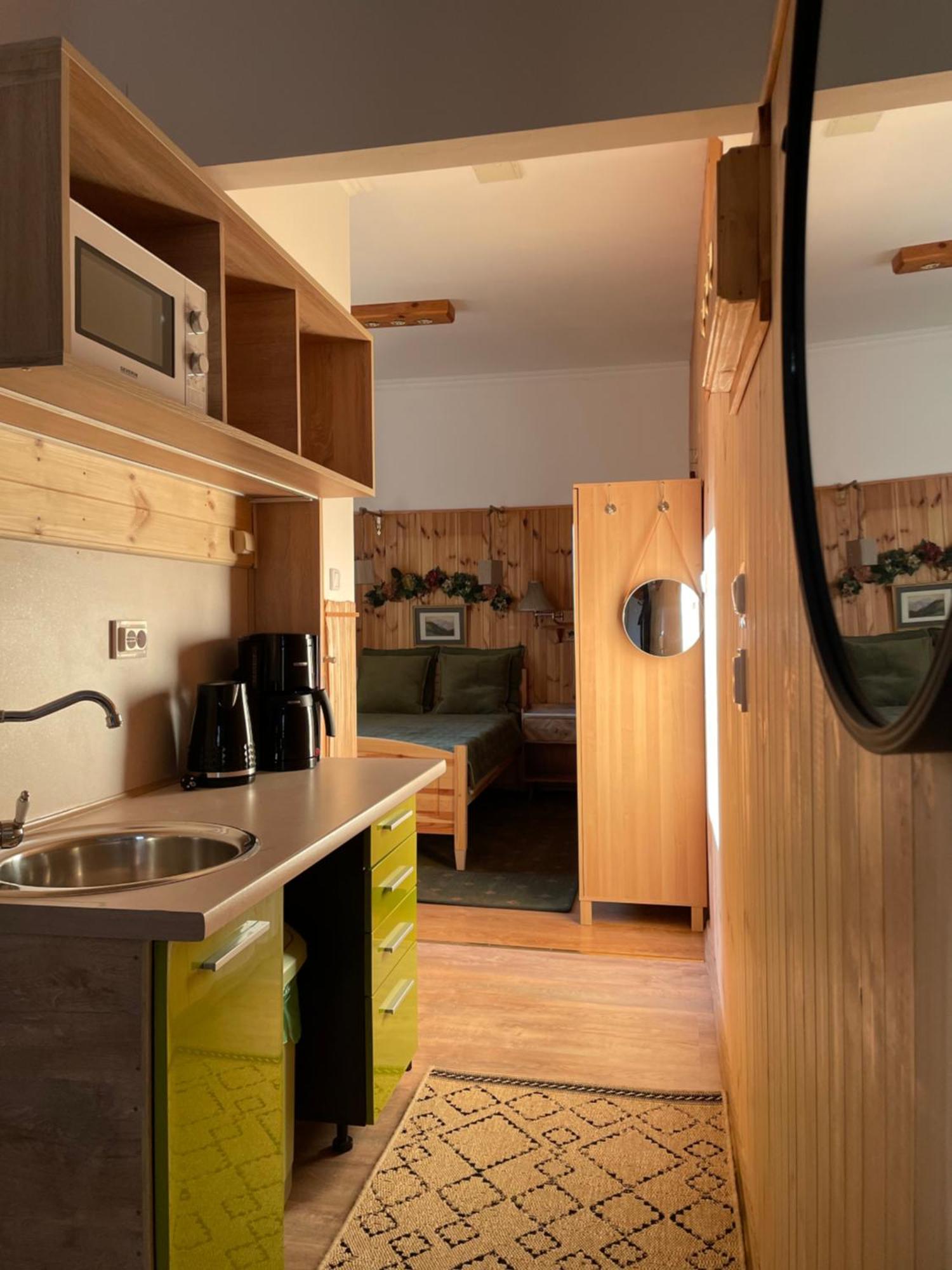 Apartamenty Pod Wiciokrzewem Супрасль Экстерьер фото