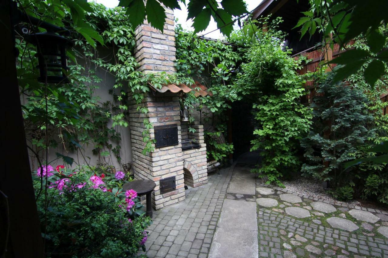 Apartamenty Pod Wiciokrzewem Супрасль Экстерьер фото
